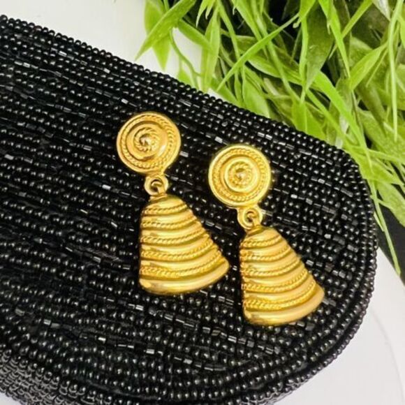 Anne Klein AK Vintage Art Deco Brushed Satin Gold Mod MCM Pierced Earrings 4348 - Picture 2 of 5